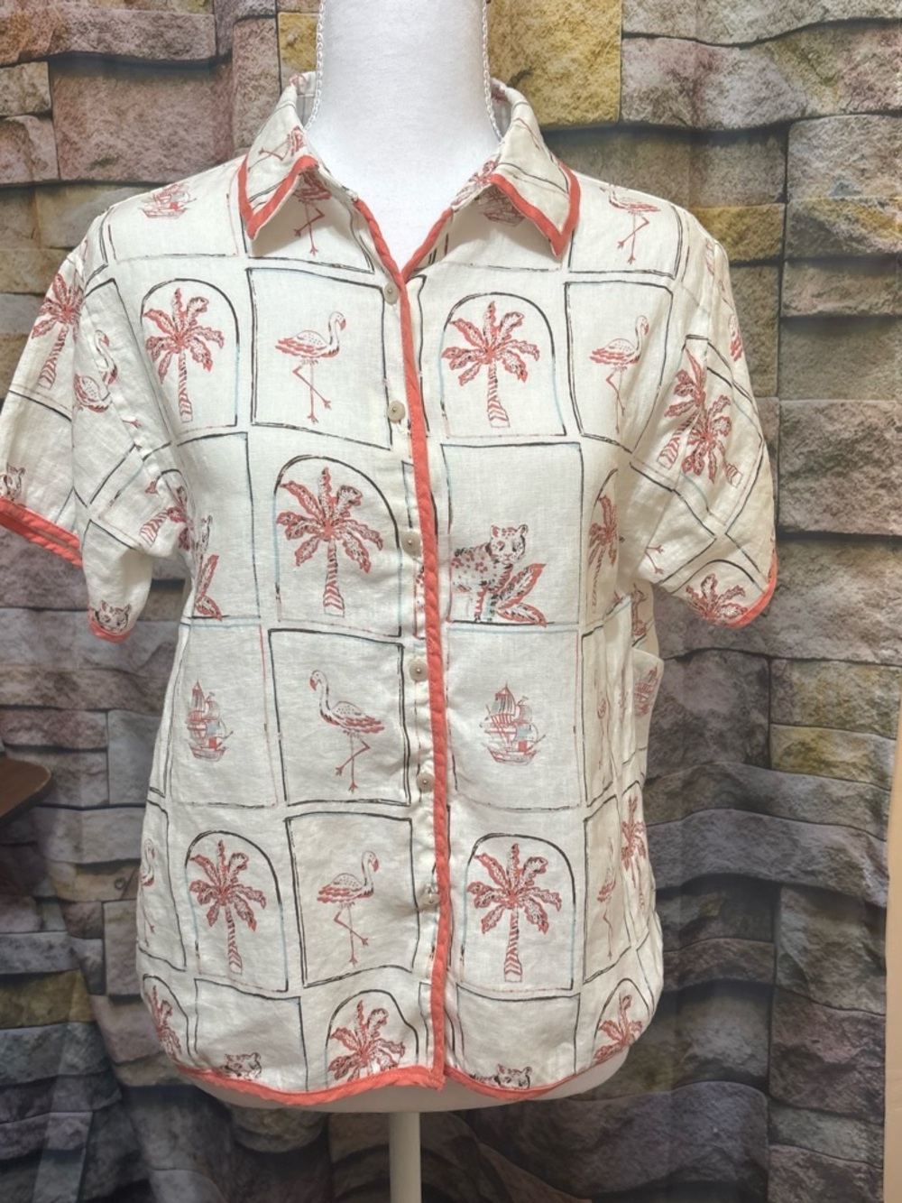 C&C California Cream Short-Sleeve Palm & Flamingo Button-Up with Coral Trim